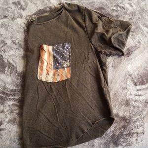 100% cotton American flag pocket tshirt